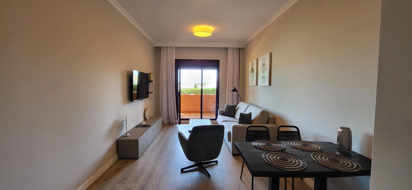 2 sypialnia Apartament na sprzedaż w Serranillos del Valle z basenem garażem - 259 000 € (Ref: 9778381)