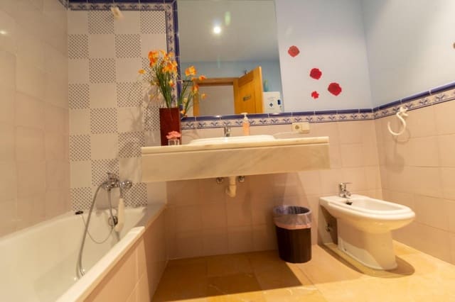 3 slaapkamer Appartement te koop in San Pedro de Alcantara, Marbella met zwembad garage - € 455.000 (Ref: 9787486)