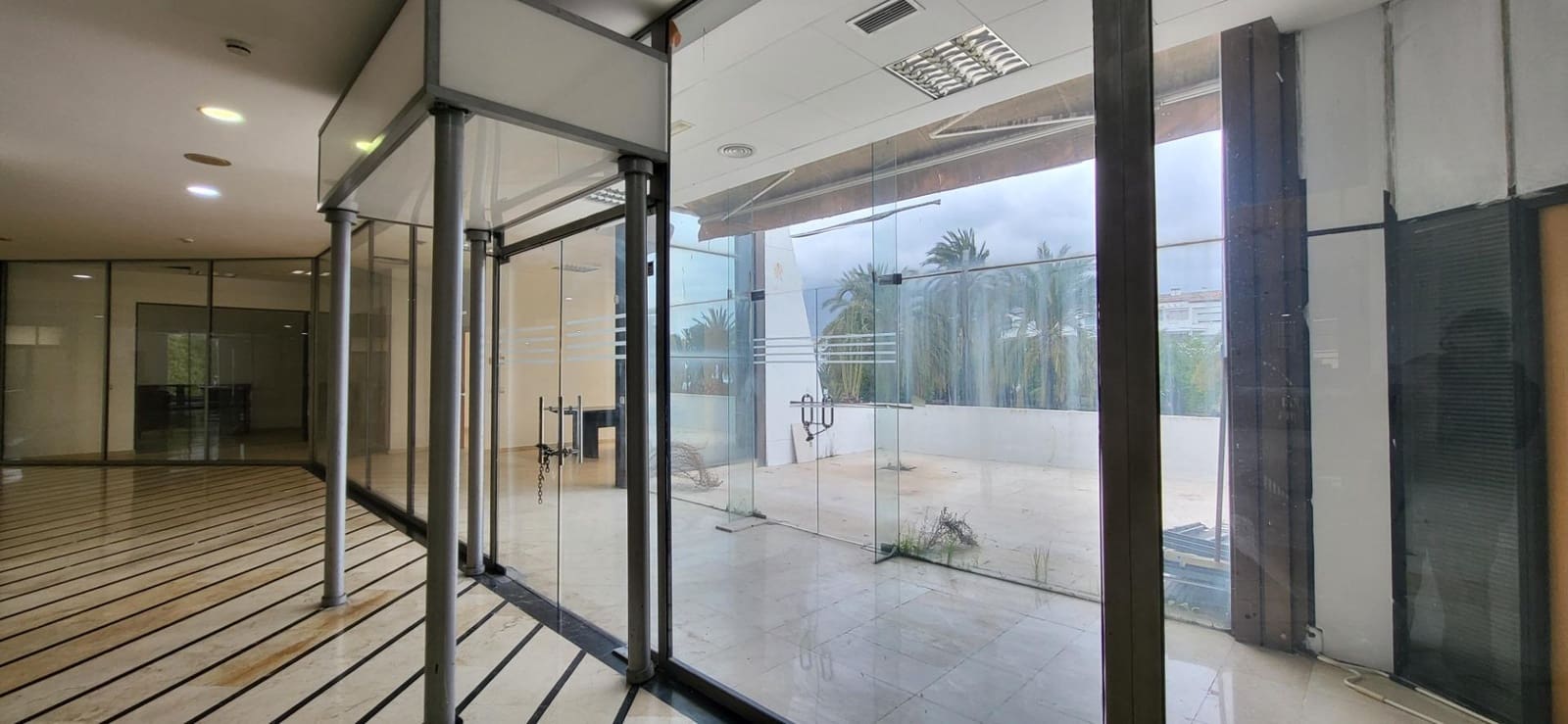 1 soveværelse Erhverv til leje i Marbella - € 800 (Ref: 9791289)