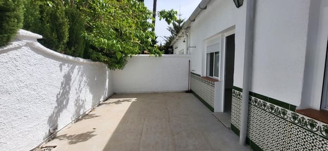 2 slaapkamer Rijtjeshuis te koop in Marbella met zwembad - € 490.000 (Ref: 9794919)