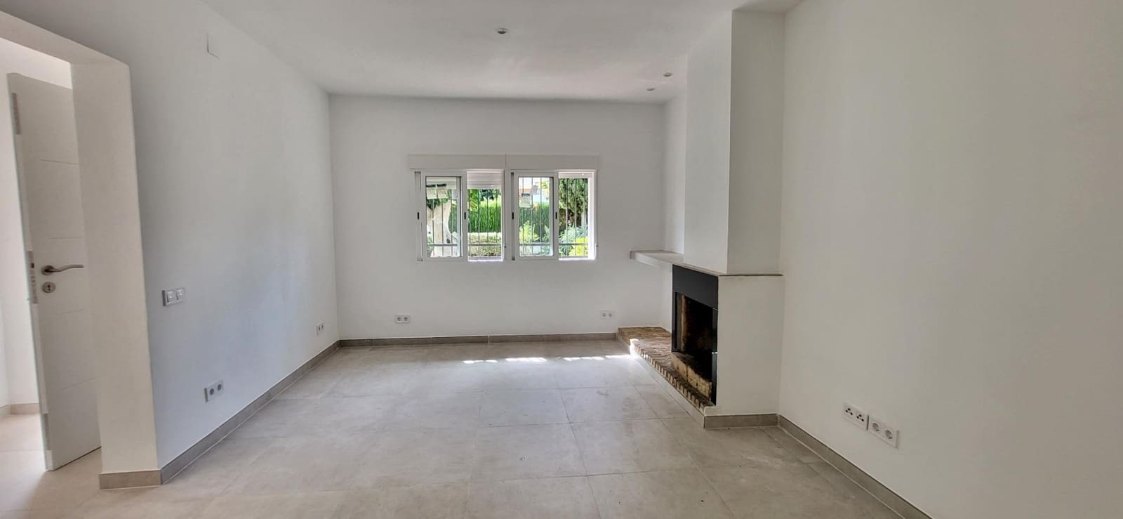 2 sypialnia Dom szeregowy na sprzedaż w Marbella z basenem - 490 000 € (Ref: 9794919)