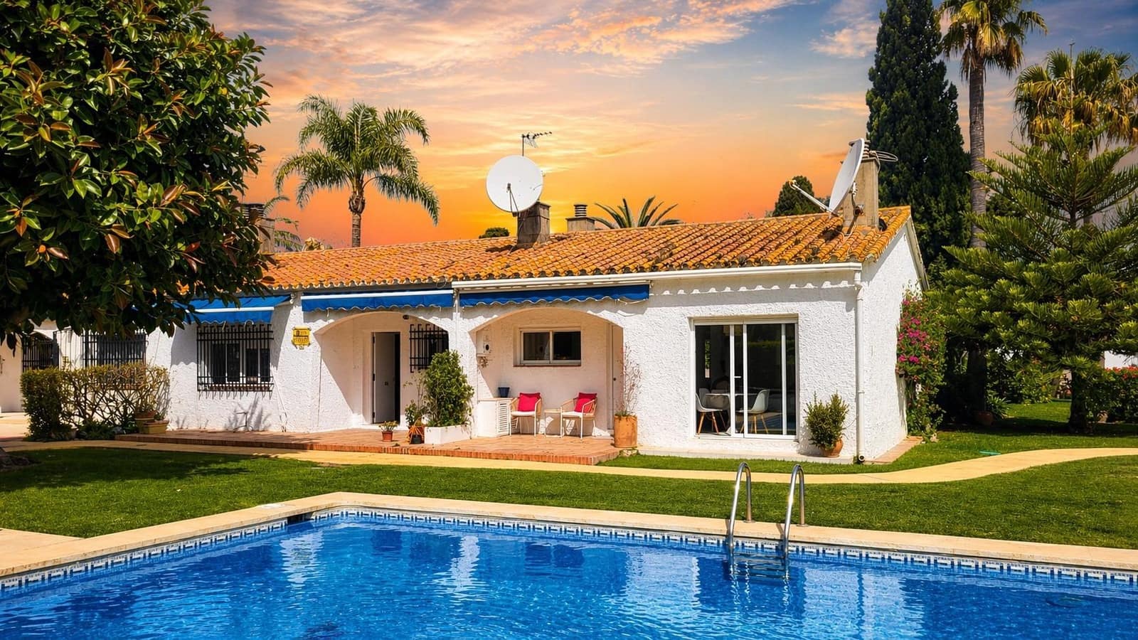 2 sypialnia Dom szeregowy na sprzedaż w Marbella z basenem - 490 000 € (Ref: 9794919)