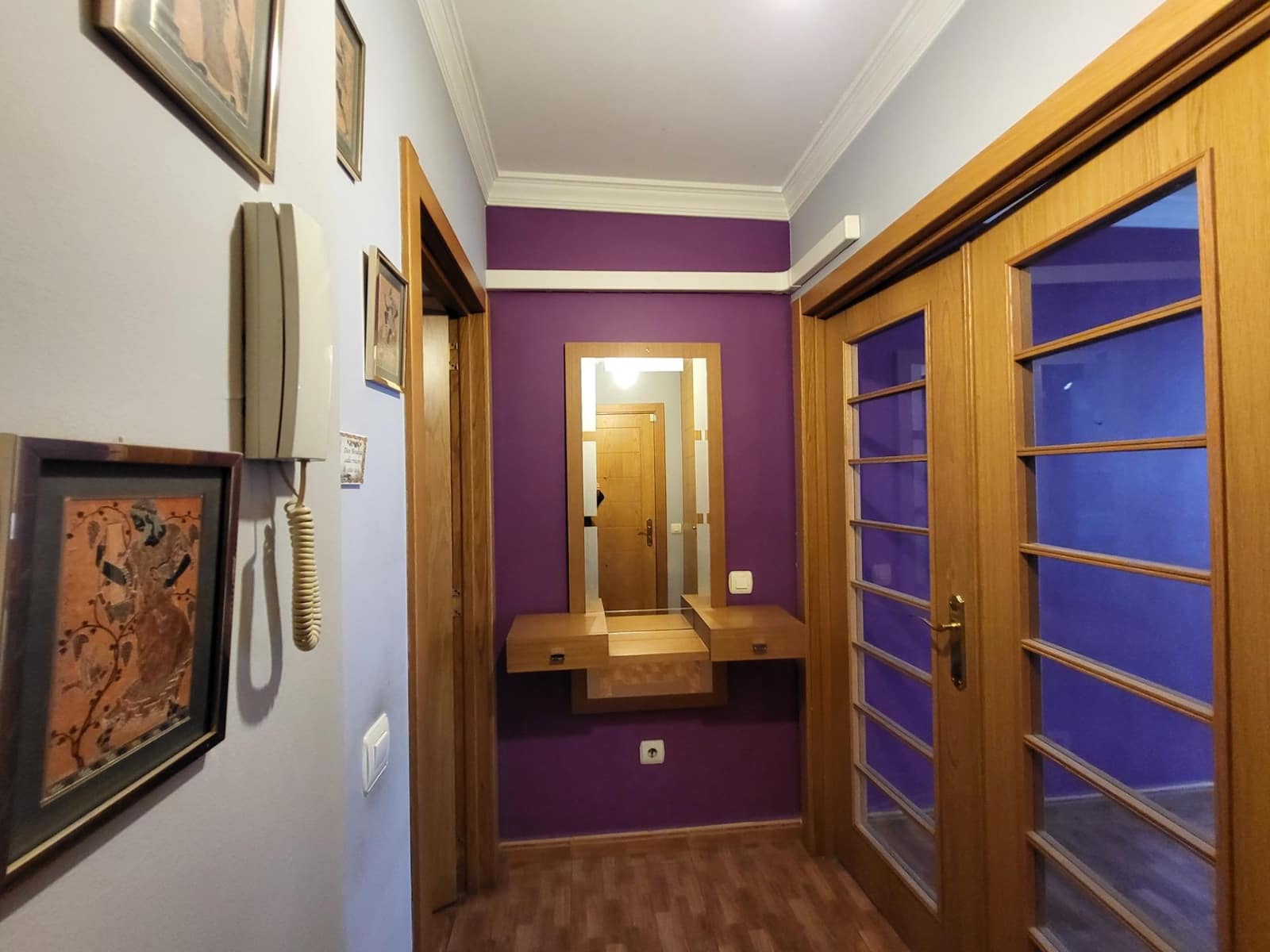 2 sovrum Lägenhet att hyra i Ojen med garage - 1 300 € (Ref: 9808301)