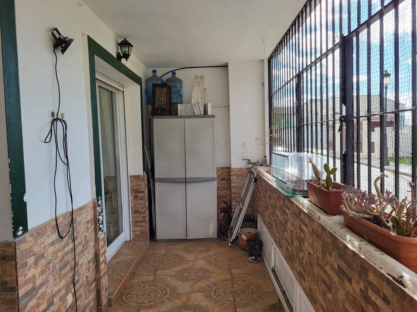 2 sovrum Lägenhet att hyra i Ojen med garage - 1 300 € (Ref: 9808301)