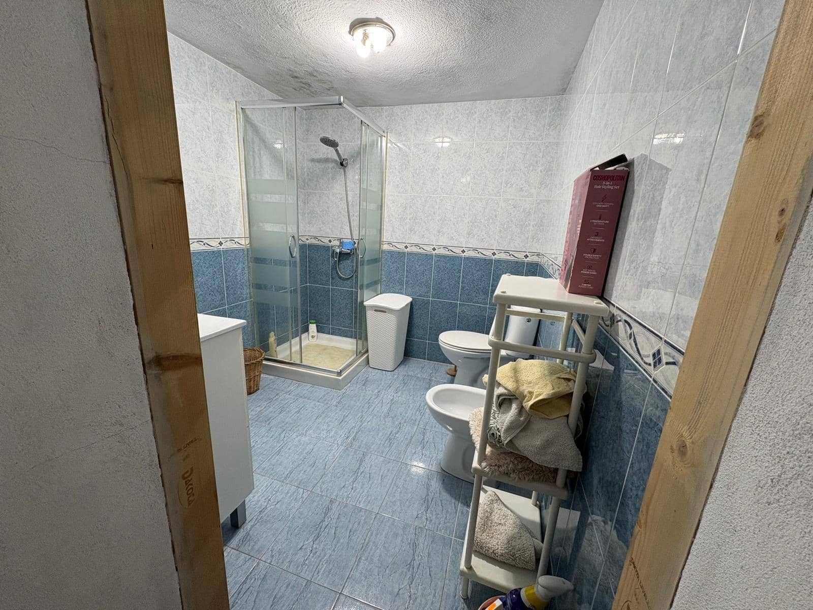 2 bedroom Semi-detached Villa for rent in Guadiaro - € 700 (Ref: 9818120)
