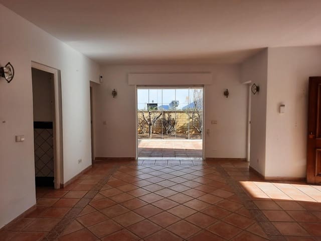 4 makuuhuone Huvila vuokrattavana paikassa Marbella mukana uima-altaan 
autotalli - 5 000 € (Ref: 9820423)