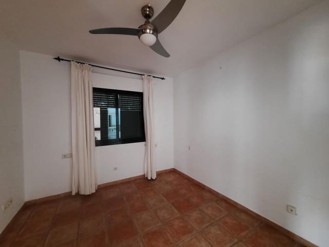 4 makuuhuone Huvila vuokrattavana paikassa Marbella mukana uima-altaan 
autotalli - 5 000 € (Ref: 9820423)