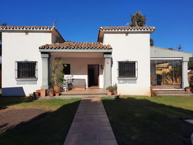 4 makuuhuone Huvila vuokrattavana paikassa Marbella mukana uima-altaan 
autotalli - 5 000 € (Ref: 9820423)