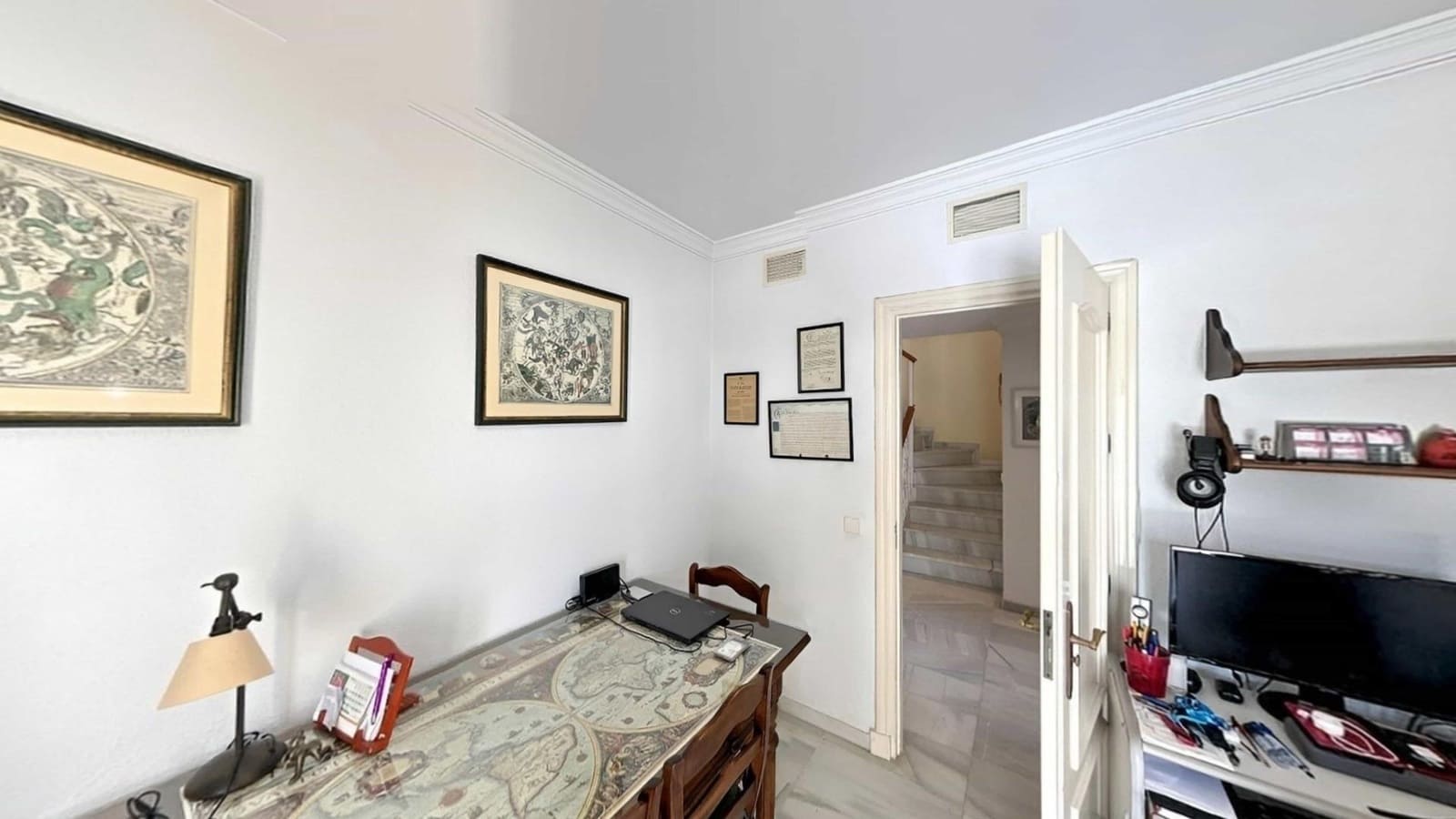 Pareado de 5 habitaciones en New Golden Mile en venta con piscina garaje - 479.000 € (Ref: 9820424)