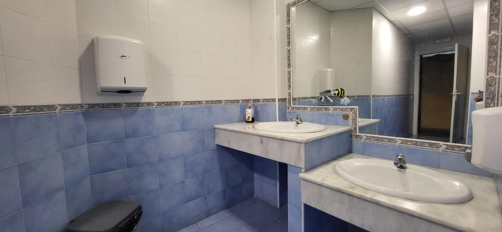 Negocio de 1 habitación en San Pedro de Alcantara en venta - 150.000 € (Ref: 9822834)