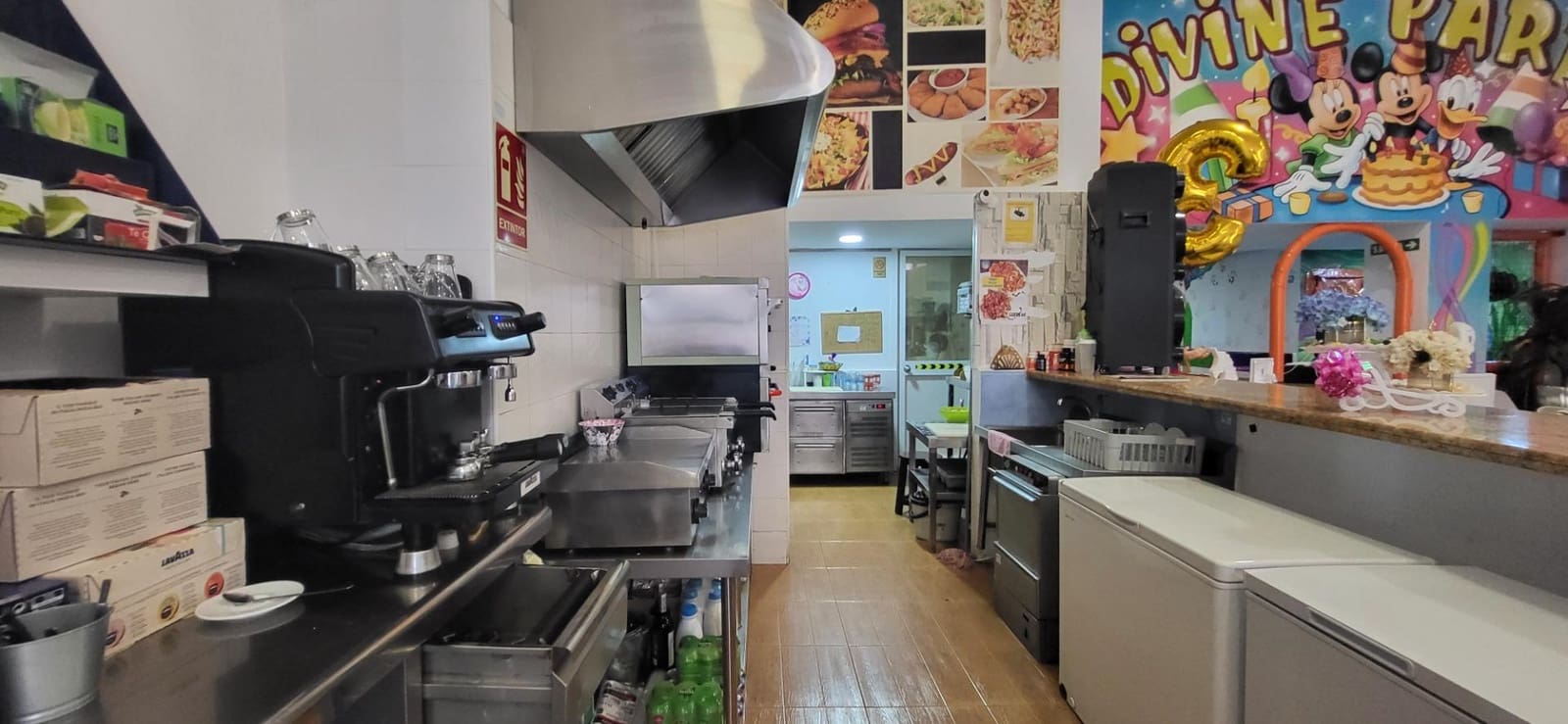 Negocio de 1 habitación en San Pedro de Alcantara en venta - 150.000 € (Ref: 9822834)