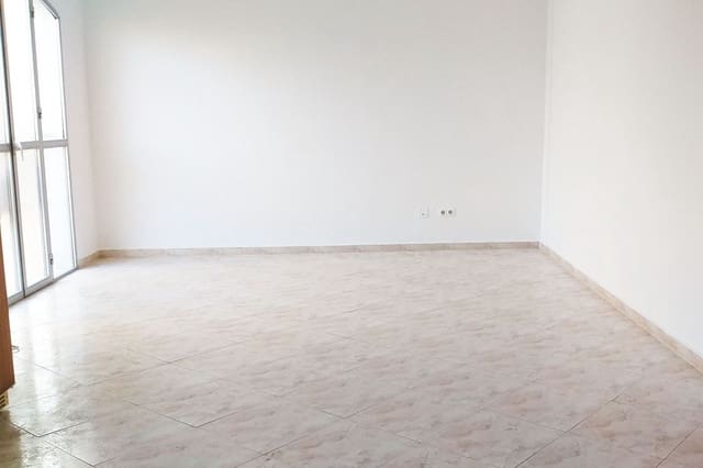 Kommersiell til leie i San Pedro de Alcantara, Marbella - € 800 (Ref: 9836614)