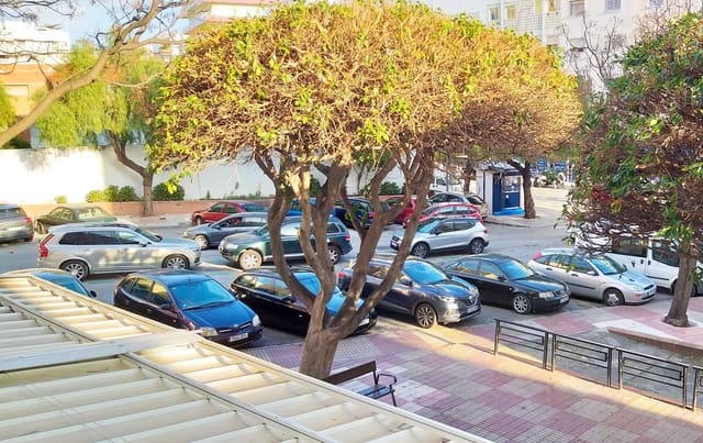 Kommersiell til leie i San Pedro de Alcantara, Marbella - € 800 (Ref: 9836614)