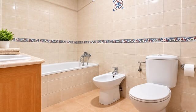 4 soverom Leilighet til salgs i San Pedro de Alcantara, Marbella med svømmebasseng garasje - € 440 000 (Ref: 9839619)