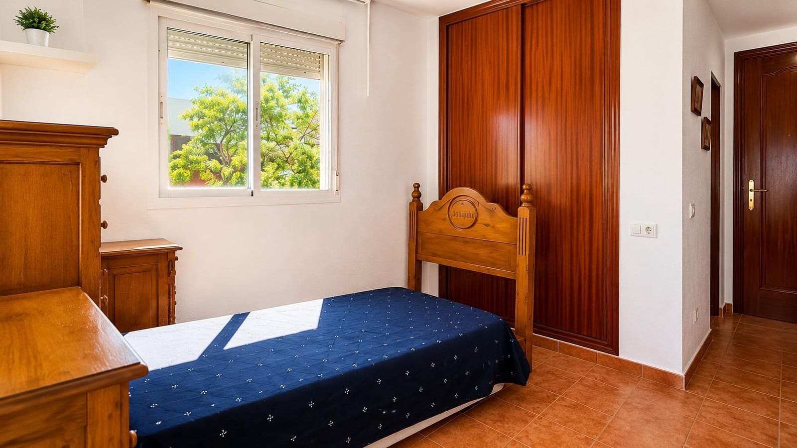 4 bedroom Flat for sale in San Pedro de Alcantara with pool garage - € 440,000 (Ref: 9839619)