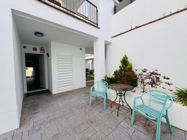 2 soveværelse Lejlighed til salg i San Pedro de Alcantara, Marbella med swimmingpool garage - € 430.000 (Ref: 9860308)
