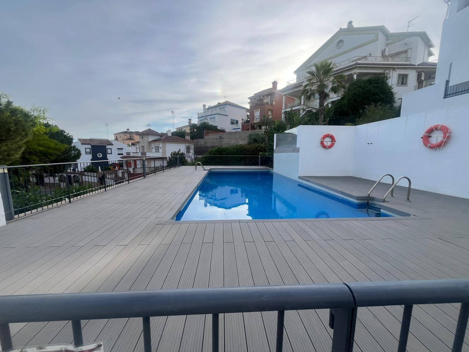 2 bedroom Apartment for sale in San Pedro de Alcantara with pool garage - € 430,000 (Ref: 9860308)