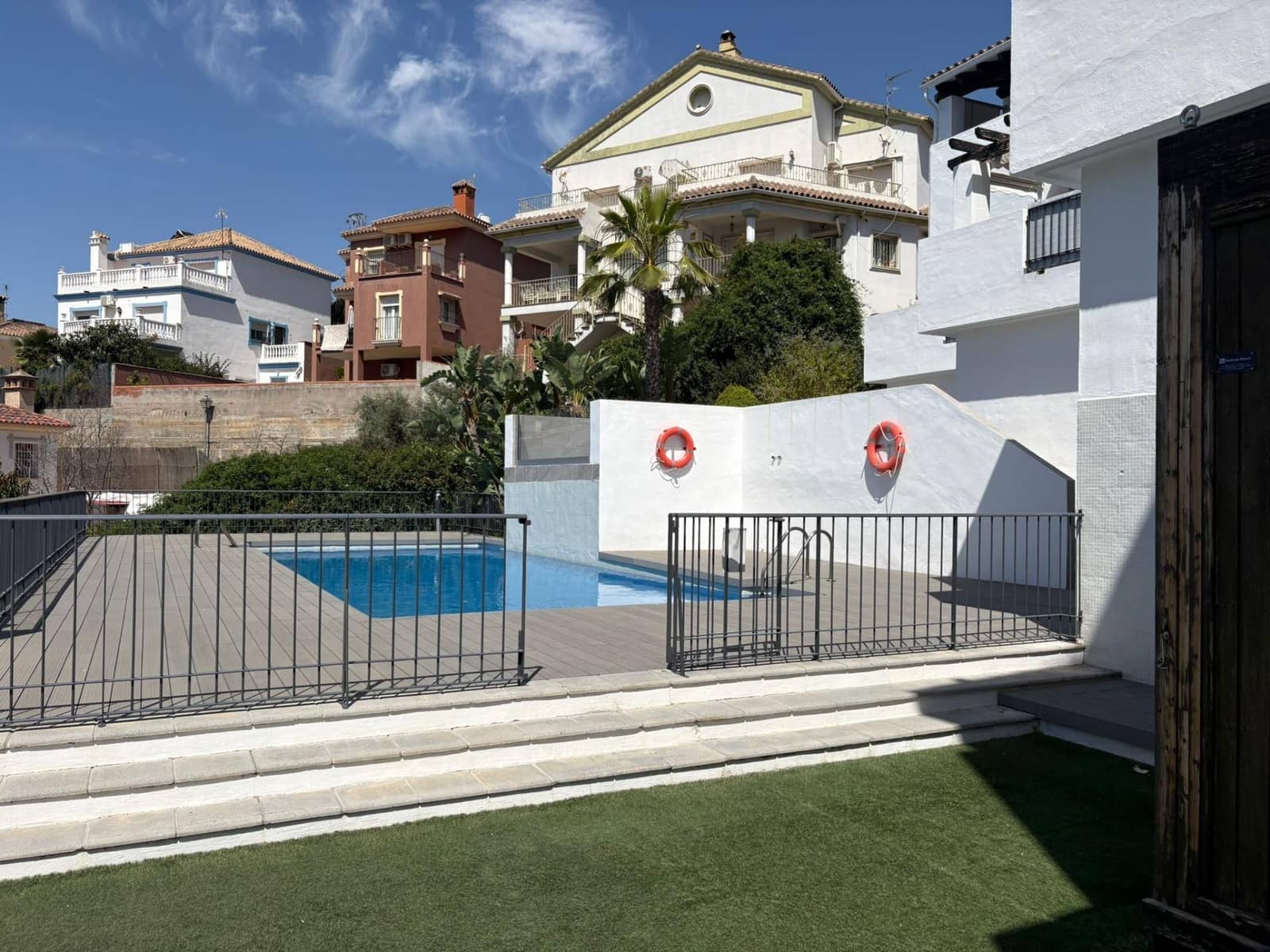 2 bedroom Apartment for sale in San Pedro de Alcantara with pool garage - € 430,000 (Ref: 9860308)