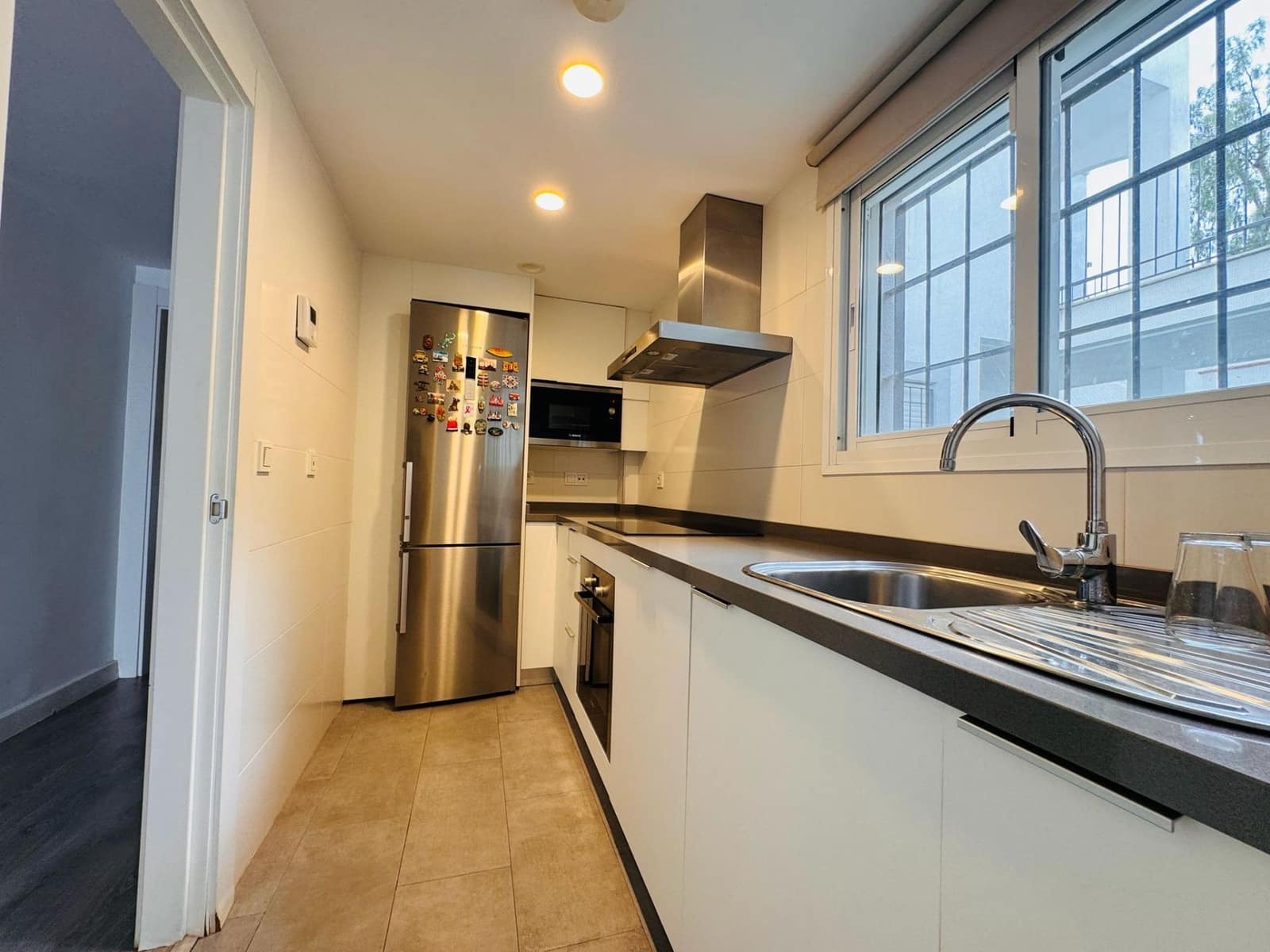 2 bedroom Apartment for sale in San Pedro de Alcantara with pool garage - € 430,000 (Ref: 9860308)
