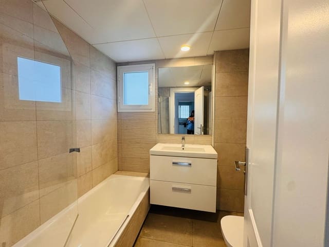 2 soveværelse Lejlighed til salg i San Pedro de Alcantara, Marbella med swimmingpool garage - € 430.000 (Ref: 9860308)