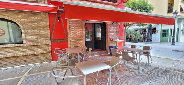 3 soveværelse Erhverv til salg i San Pedro de Alcantara, Marbella - € 110.000 (Ref: 9865410)