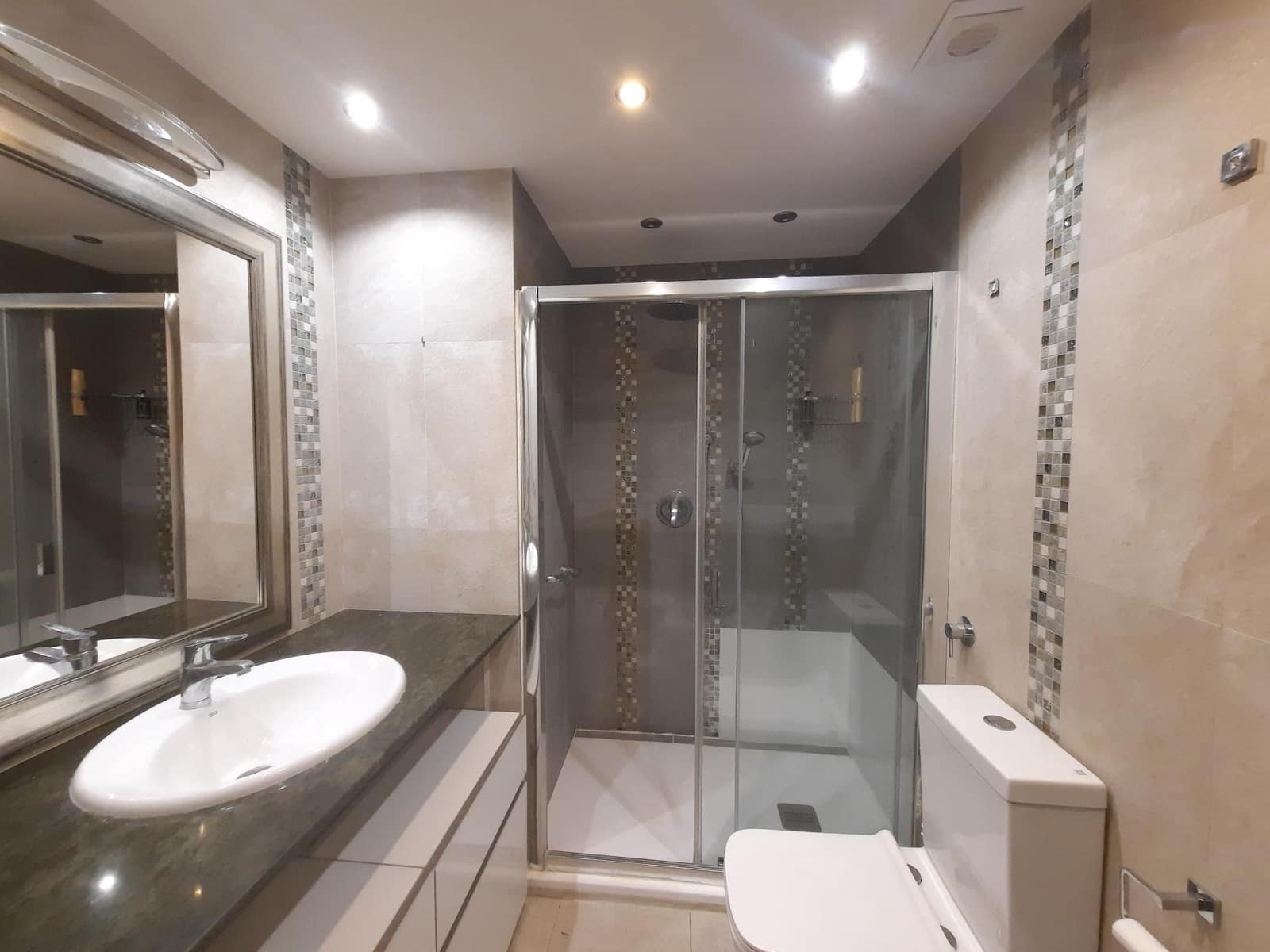 2 camera da letto Appartamento da affittare in Estepona con piscina garage - 1.500 € (Rif: 9876697)