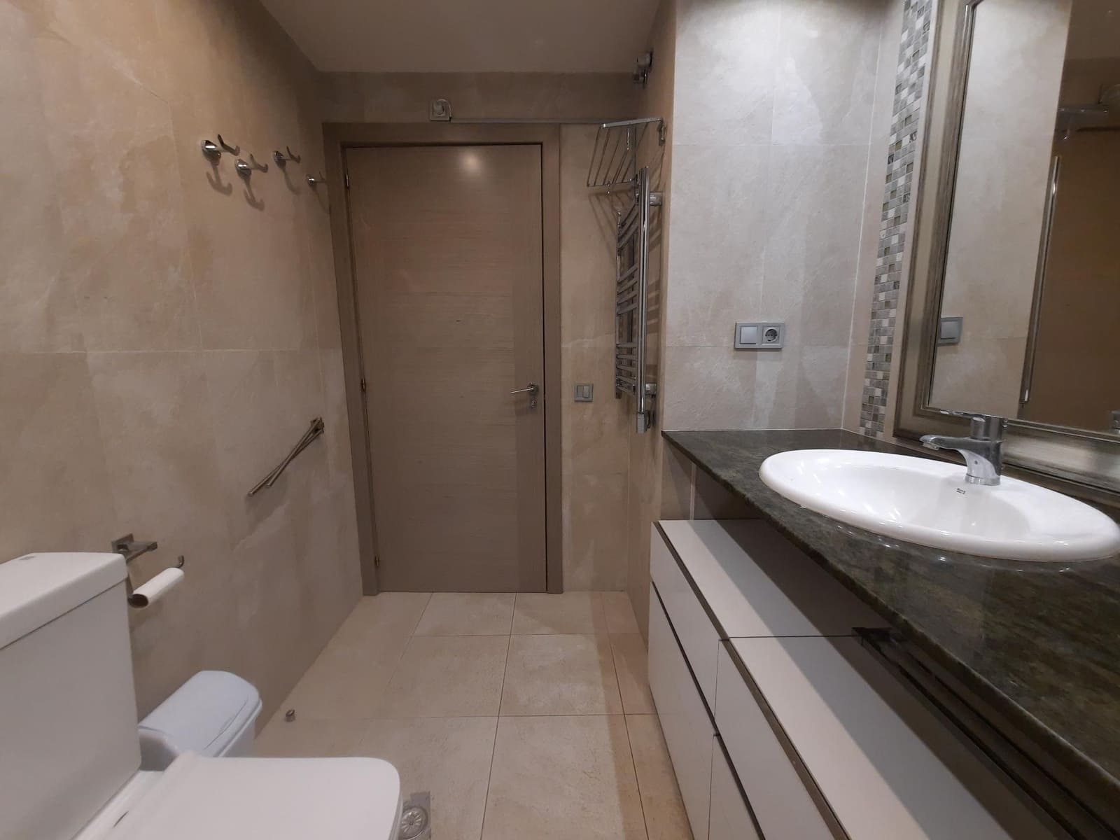 2 camera da letto Appartamento da affittare in Estepona con piscina garage - 1.500 € (Rif: 9876697)