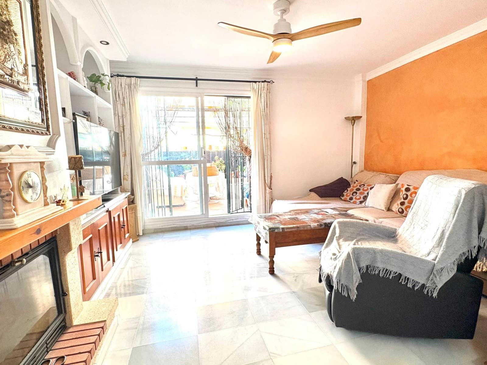4 bedroom Terraced Villa for sale in San Pedro de Alcantara - € 560,000 (Ref: 9892577)