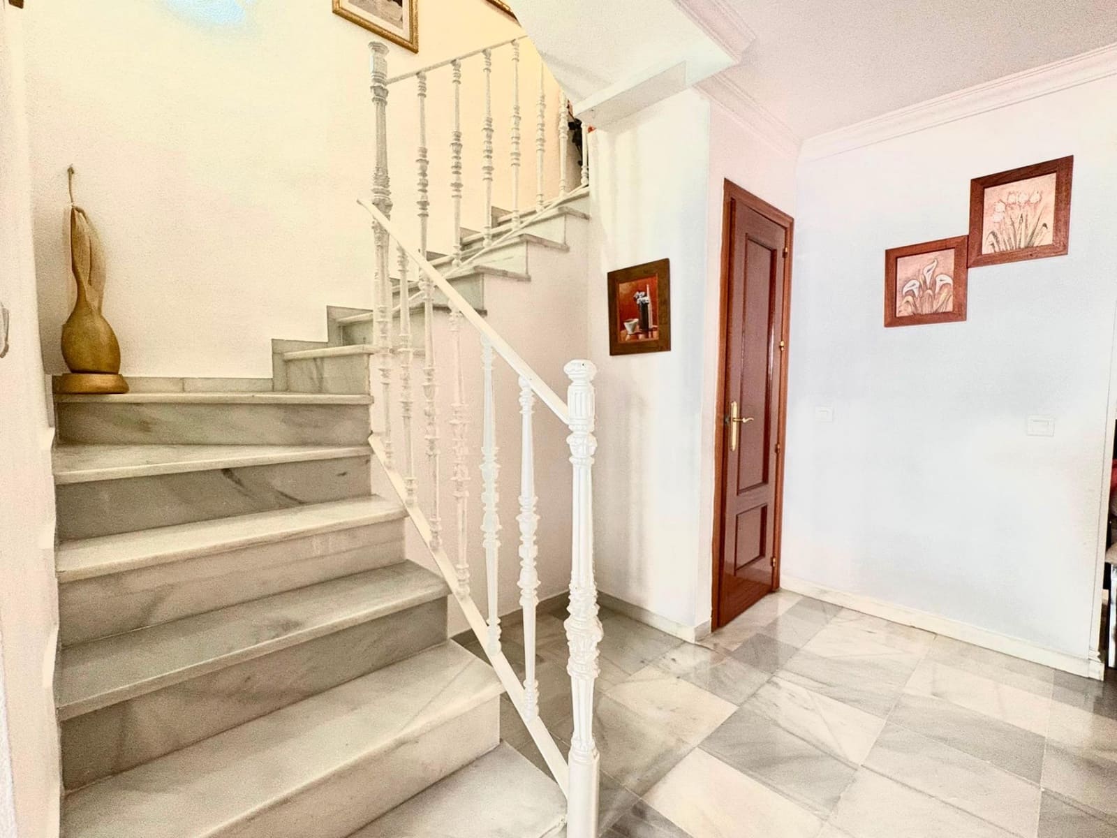 4 bedroom Terraced Villa for sale in San Pedro de Alcantara - € 560,000 (Ref: 9892577)