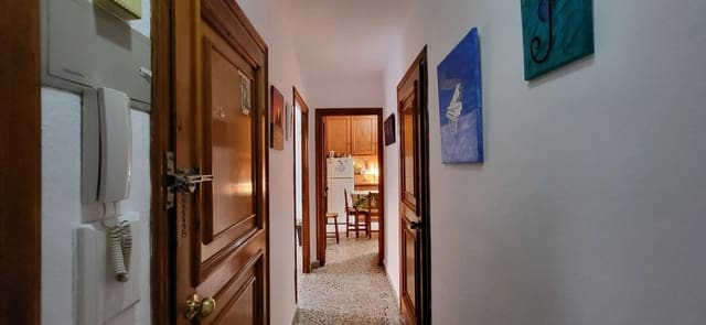 3 bedroom Flat for sale in San Pedro de Alcantara, Marbella - € 255,000 (Ref: 9911270)