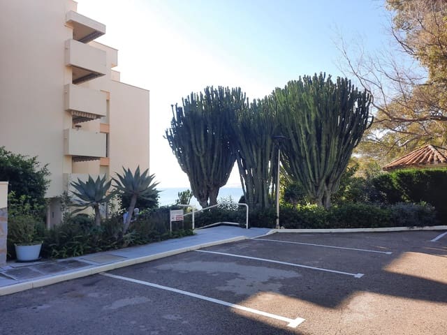 2 chambre Appartement à vendre à Estepona avec piscine - 470 000 € (Ref: 9929588)