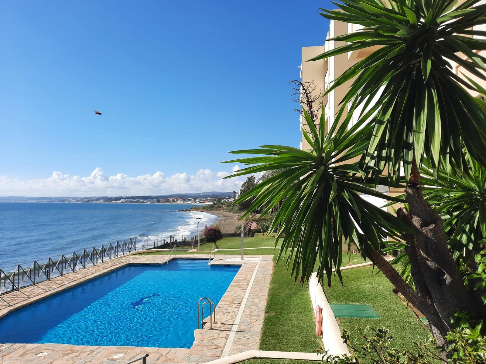 2 chambre Appartement à vendre à Estepona avec piscine - 470 000 € (Ref: 9929588)