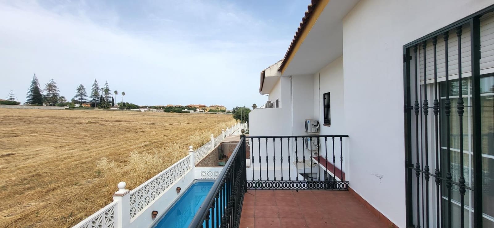 3 Zimmer Reihenhaus zu verkaufen in Guadalmina mit Garage - 730.000 € (Ref: 9930919)