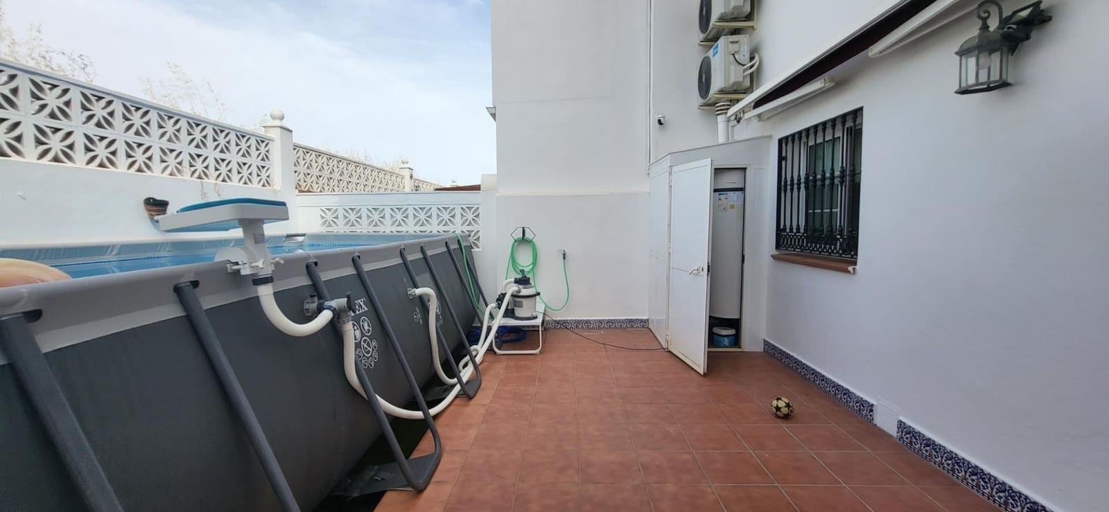 3 Zimmer Reihenhaus zu verkaufen in Guadalmina mit Garage - 730.000 € (Ref: 9930919)