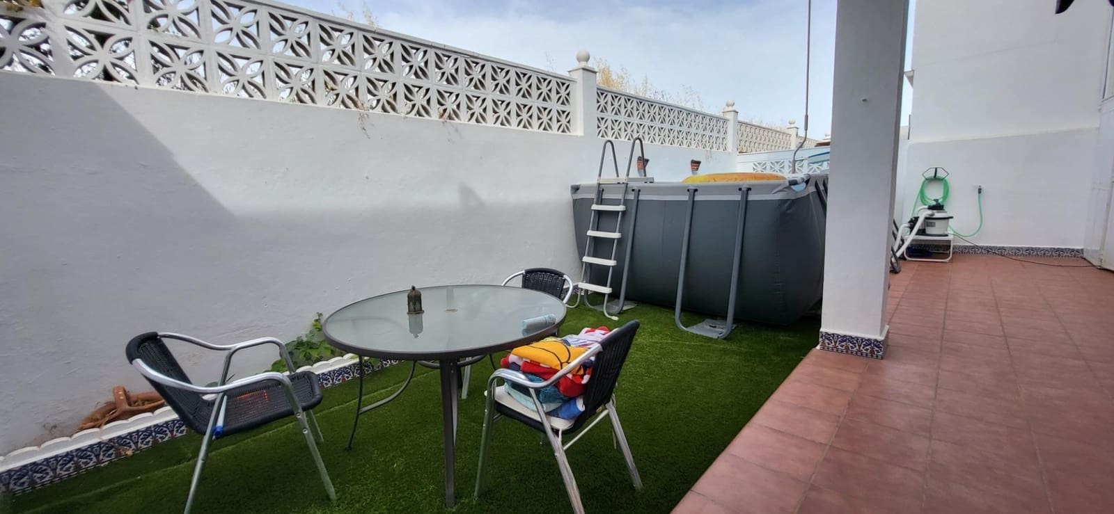 3 Zimmer Reihenhaus zu verkaufen in Guadalmina mit Garage - 730.000 € (Ref: 9930919)
