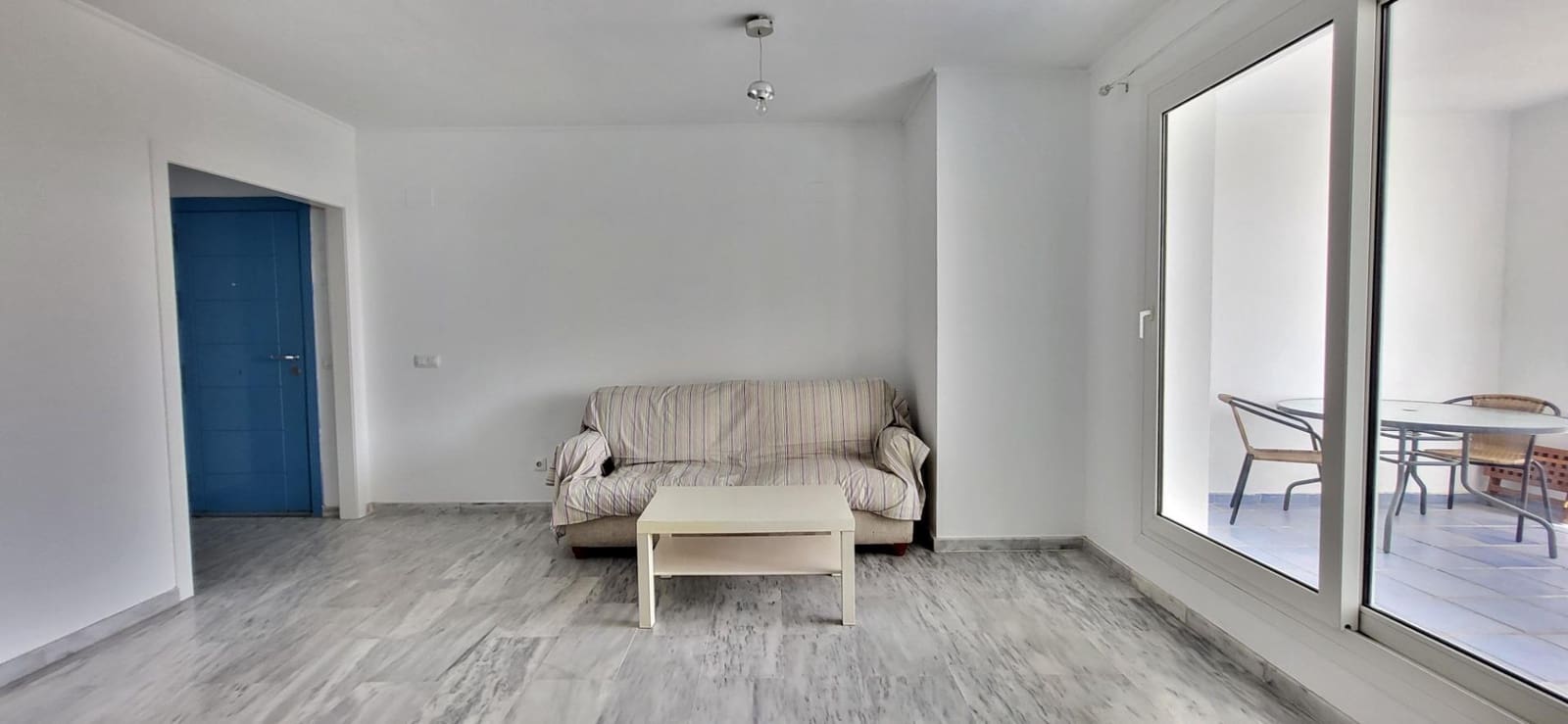 1 bedroom Apartment for rent in Marbella with pool - € 3,000 (Ref: 9930920)