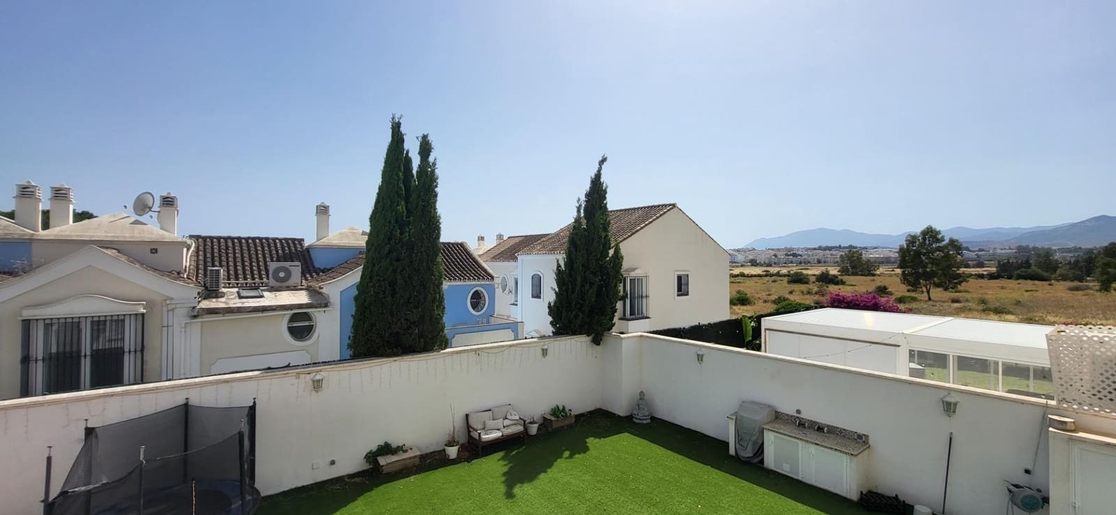 1 bedroom Apartment for rent in Marbella with pool - € 3,000 (Ref: 9930920)