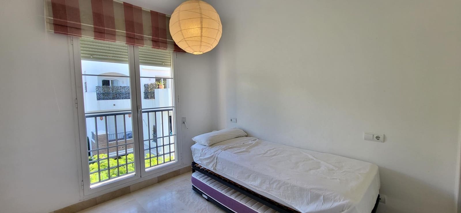 3 bedroom Apartment for sale in Benahavis with pool garage - € 585,000 (Ref: 9930921)
