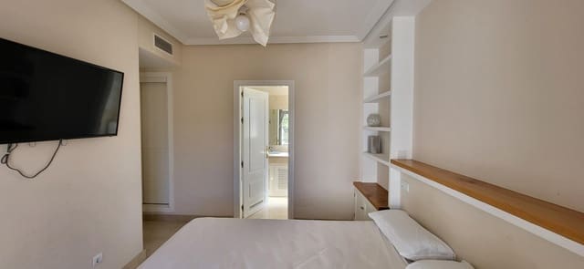 3 Zimmer Apartment zu verkaufen in Benahavís mit Pool Garage - 585.000 € (Ref: 9930921)