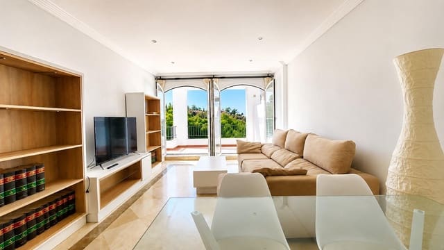 3 Zimmer Penthouse zu verkaufen in Benahavís mit Pool Garage - 585.000 € (Ref: 9930921)