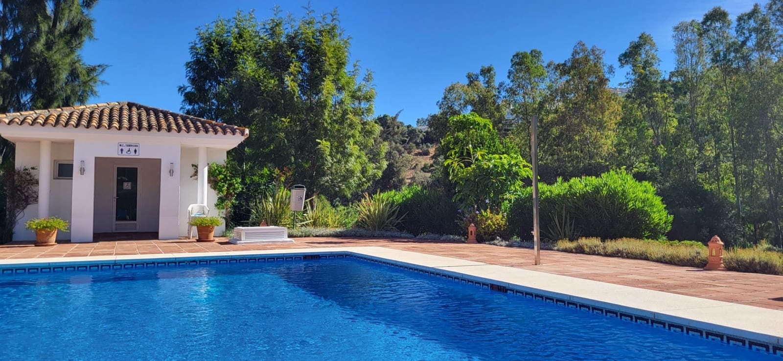 3 bedroom Penthouse for sale in Benahavis with pool garage - € 585,000 (Ref: 9930921)