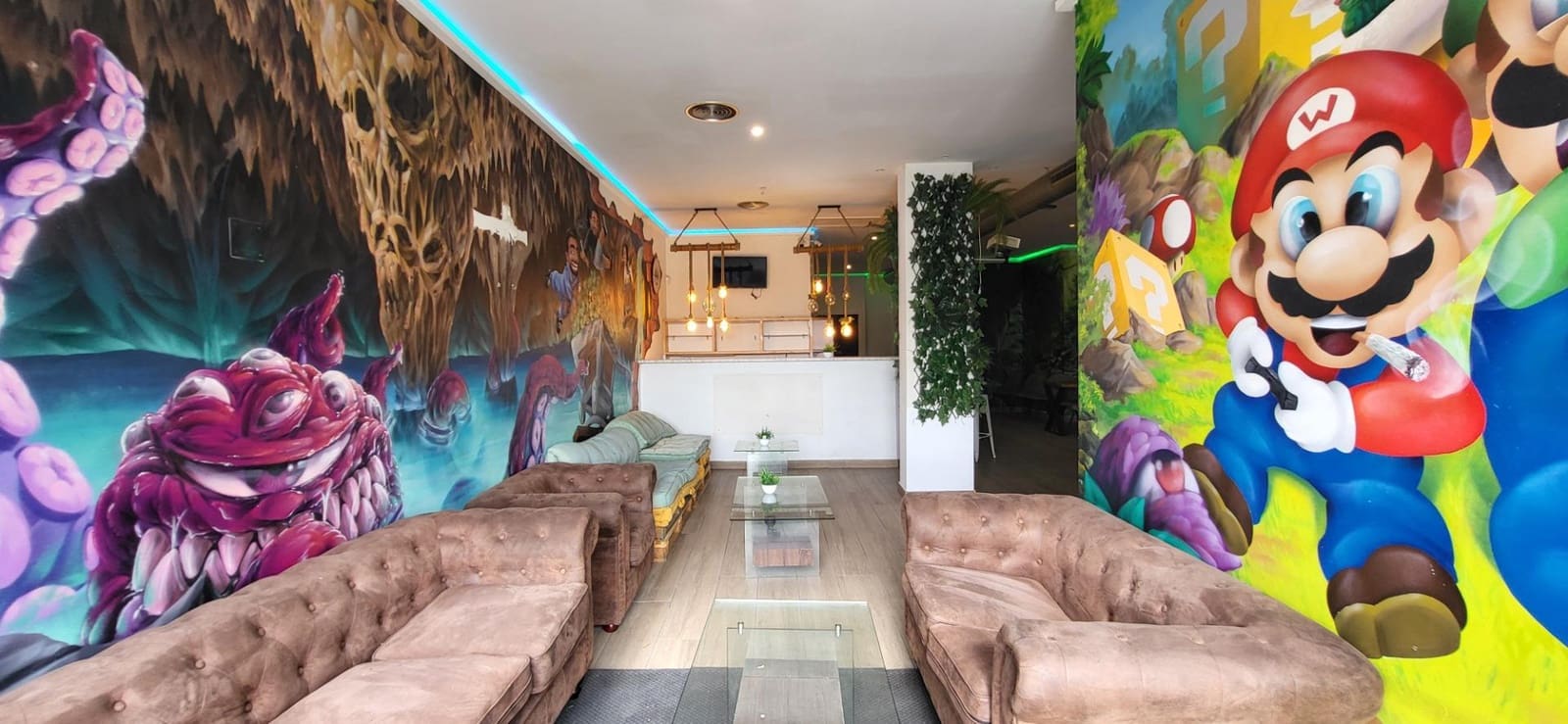 Kaupallinen vuokrattavana paikassa San Pedro de Alcantara - 1 800 € (Ref: 9934415)