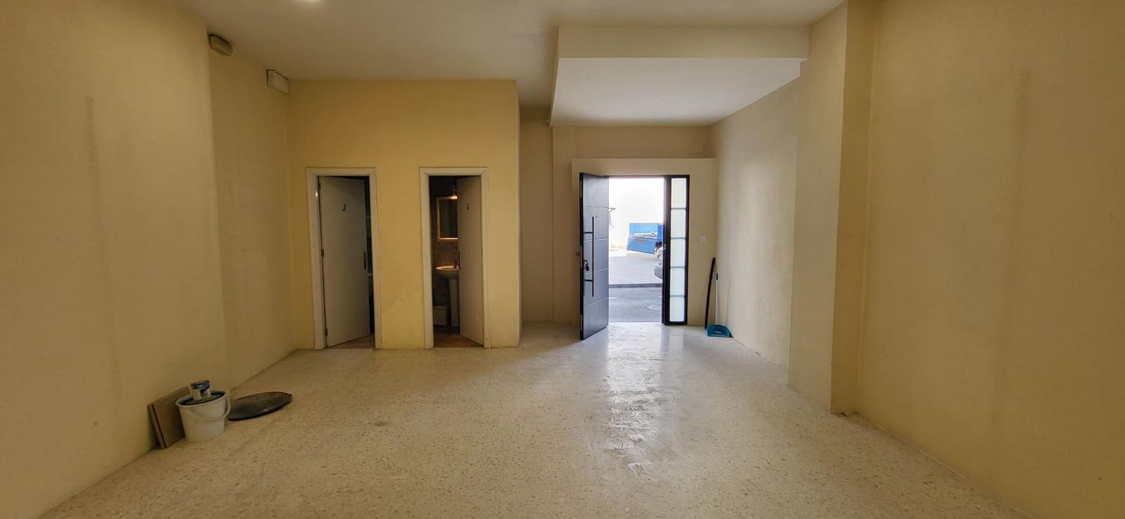 Kaupallinen vuokrattavana paikassa San Pedro de Alcantara - 800 € (Ref: 9934416)