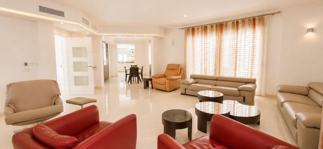 5 sypialnia Willa na sprzedaż w Marbella z basenem garażem - 3 650 000 € (Ref: 9934417)