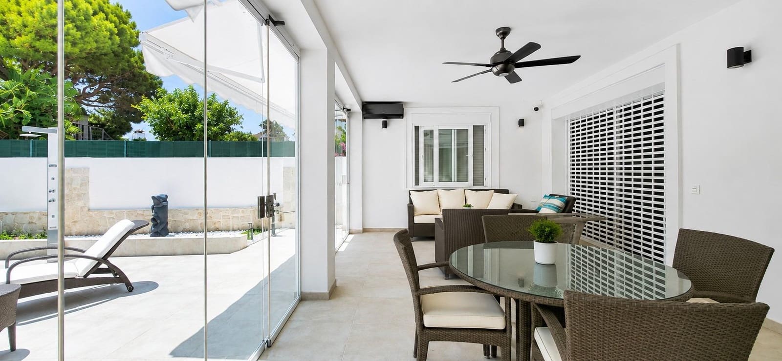 5 sypialnia Willa na sprzedaż w Marbella z basenem garażem - 3 650 000 € (Ref: 9934417)