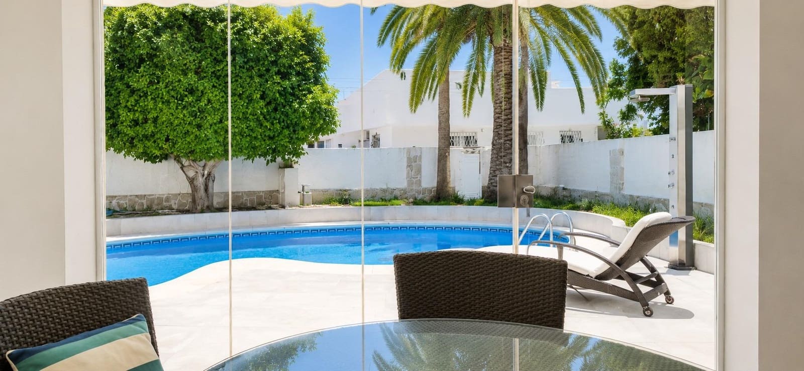 5 sypialnia Willa na sprzedaż w Marbella z basenem garażem - 3 650 000 € (Ref: 9934417)