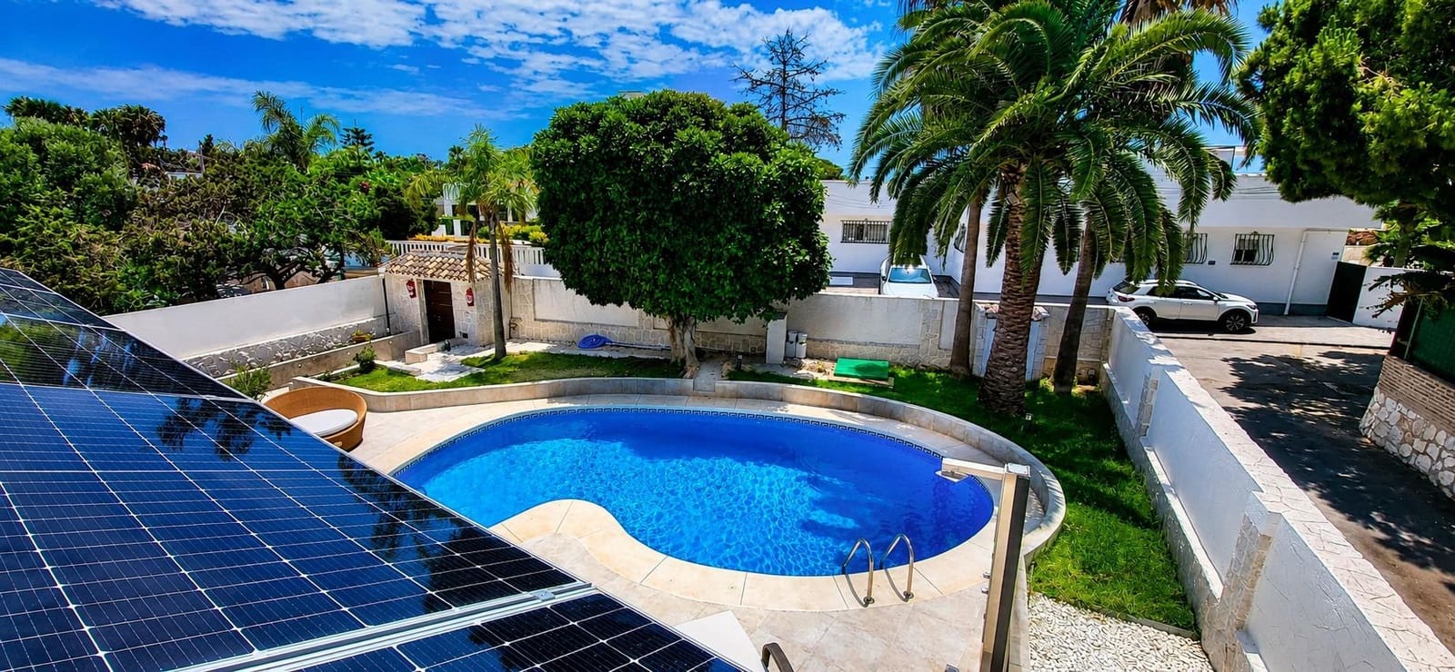 5 sypialnia Willa na sprzedaż w Marbella z basenem garażem - 3 650 000 € (Ref: 9934417)