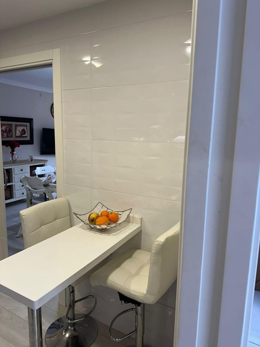 3 soverom Leilighet til salgs i San Pedro de Alcantara - € 300 000 (Ref: 9944190)