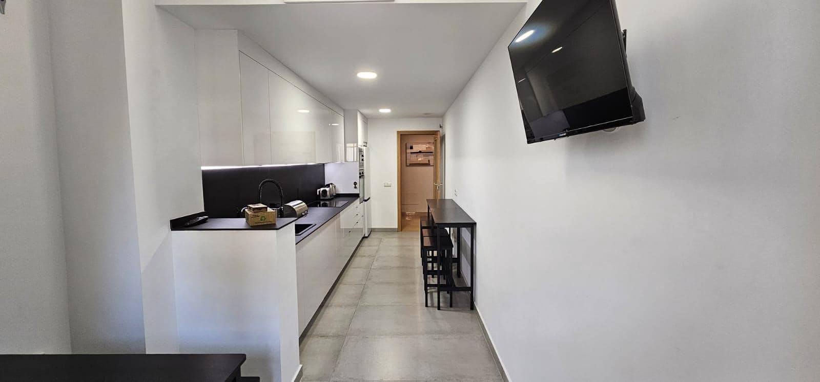 2 makuuhuone Asunto vuokrattavana paikassa San Pedro de Alcantara mukana uima-altaan 
autotalli - 1 400 € (Ref: 9955297)