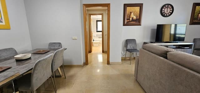 2 makuuhuone Asunto vuokrattavana paikassa San Pedro de Alcantara, Marbella mukana uima-altaan 
autotalli - 1 400 € (Ref: 9955297)